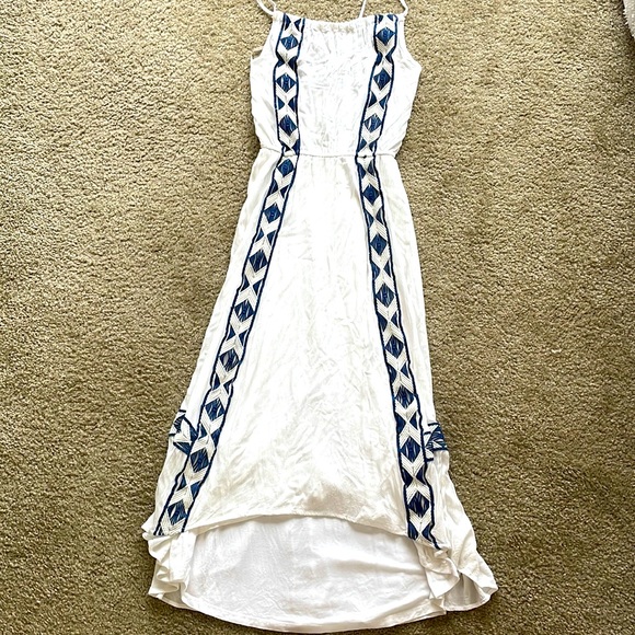 Ella Moss Uziku Maxi Dress - Picture 2 of 6